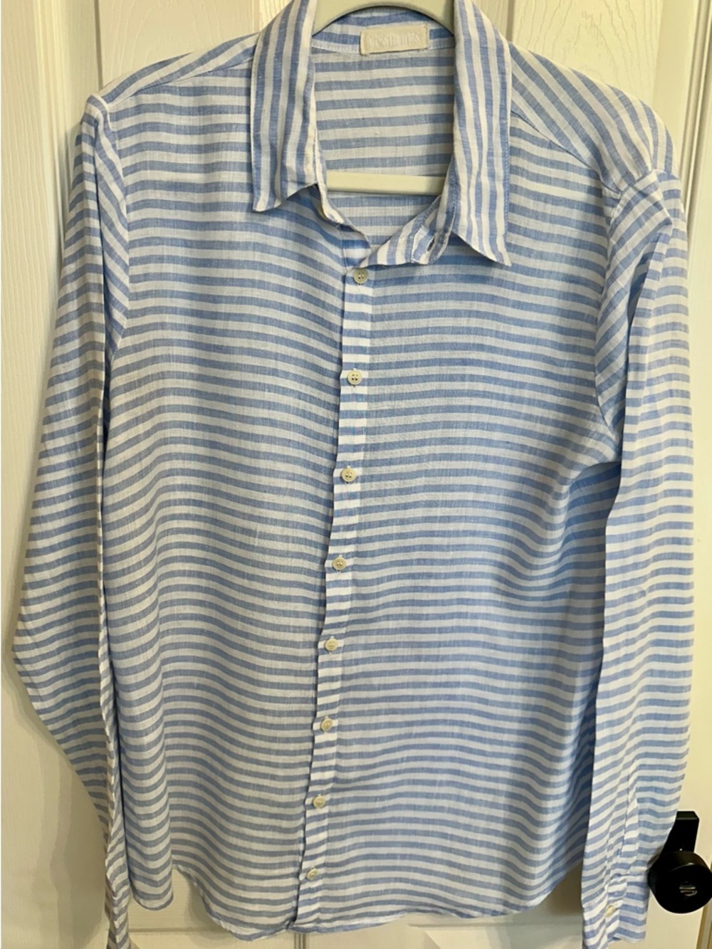 CP Shades Light Blue and White Striped Linen Button-Up Shirt Size M